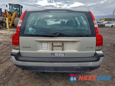 Zdjęcie 6 z 15 samochodu: 2001 VOLVO V70 VIN:YV1SW61R212086984 - miniatura