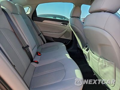 Zdjęcie 10 z 12 samochodu: 2019 HYUNDAI SONATA LIMITED VIN:5NPE34AF5KH747042 - miniatura