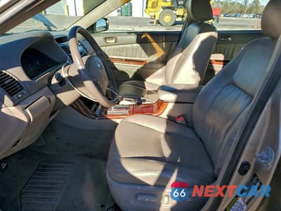 Zdjęcie 7 z 12 samochodu: 2005 TOYOTA CAMRY LE VIN:4T1BF30K65U590341 - miniatura