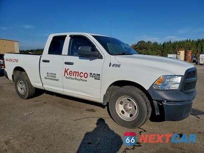 Czwarte zdjęcie samochodu z boku: 2023 RAM 1500 CLASSIC TRADESMAN VIN:1C6RR6FG0PS551880 - miniatura