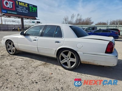 Drugie zdjęcie samochodu z przodu: 2000 MERCURY GRAND MARQUIS LS VIN:2MEFM75W1YX673136 - miniatura