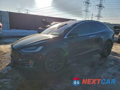2016 TESLA MODEL X 5YJXCBE23GF023800 - główne zdjęcie licytacji z USA - miniatura