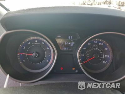 Zdjęcie 9 z 12 samochodu: 2014 HYUNDAI ELANTRA SE VIN:KMHDH4AH5EU168301 - miniatura