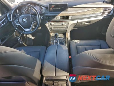 Zdjęcie 8 z 12 samochodu: 2016 BMW X5 XDR40E VIN:5UXKT0C59G0S75852 - miniatura