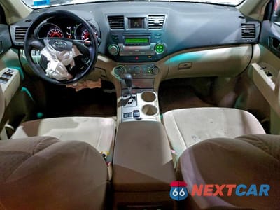 Zdjęcie 8 z 12 samochodu: 2008 TOYOTA HIGHLANDER BASE VIN:JTEES41A382087922 - miniatura