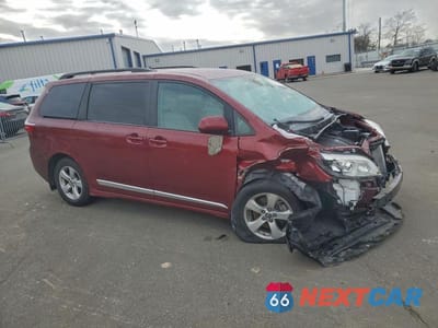 Czwarte zdjęcie samochodu z boku: 2020 TOYOTA SIENNA LE VIN:5TDKZ3DC5LS050530 - miniatura