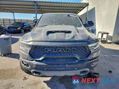 Piąte zdjęcie samochodu w środku: 2022 RAM 1500 TRX VIN:1C6SRFU94NN267282 - miniatura