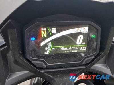 Zdjęcie 7 z 10 samochodu: 2025 KAWASAKI EX650 R VIN:ML5EXER11SDAD7704 - miniatura