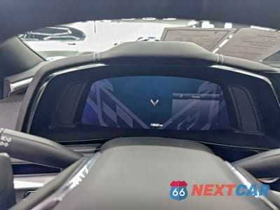 Zdjęcie 8 z 10 samochodu: 2021 CHEVROLET CORVETTE STINGRAY 2LT VIN:1G1YB2D43M5114260 - miniatura