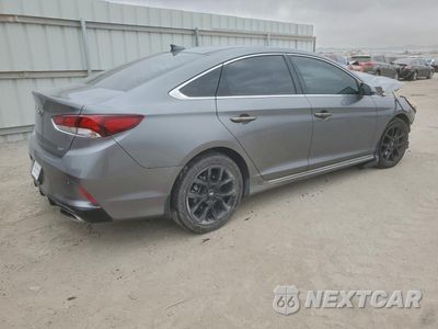 Trzecie zdjęcie samochodu z tyłu: 2019 HYUNDAI SONATA LIM VIN:5NPE34AB9KH806252 - miniatura