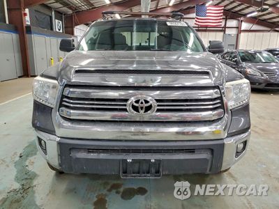 Piąte zdjęcie samochodu w środku: 2016 TOYOTA TUNDRA DOUBLE CAB SR VIN:5TFUY5F19GX563489 - miniatura