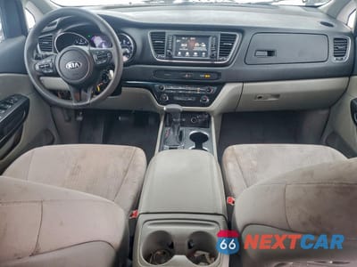 Zdjęcie 8 z 13 samochodu: 2019 KIA SEDONA LX VIN:KNDMB5C15K6535192 - miniatura