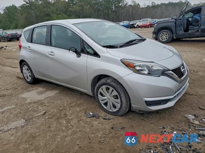 Czwarte zdjęcie samochodu z boku: 2018 NISSAN VERSA NOTE S VIN:3N1CE2CPXJL369796 - miniatura