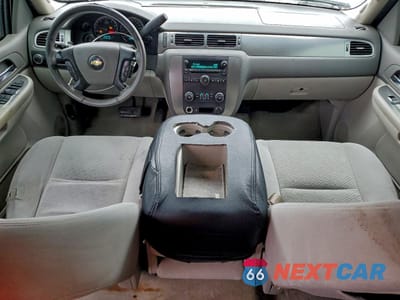 Zdjęcie 8 z 14 samochodu: 2007 CHEVROLET TAHOE C1500 VIN:1GNFC13067R116769 - miniatura