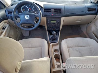 Zdjęcie 8 z 14 samochodu: 2004 VOLKSWAGEN JETTA GL TDI VIN:WVWRR61J94W176815 - miniatura