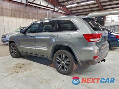 Drugie zdjęcie samochodu z przodu: 2012 JEEP GRAND CHEROKEE LAREDO VIN:1C4RJFAG8CC343323 - miniatura