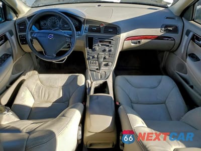 Zdjęcie 8 z 14 samochodu: 2003 VOLVO S60 VIN:YV1RS64A432279849 - miniatura