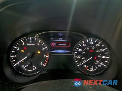 Zdjęcie 9 z 13 samochodu: 2017 NISSAN PATHFINDER S *** REPO *** VIN:5N1DR2MN2HC906603 - miniatura