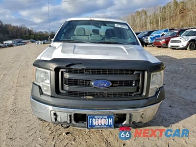 Piąte zdjęcie samochodu w środku: 2014 FORD F150 SUPER CAB VIN:1FTFX1EF1EKE28213 - miniatura