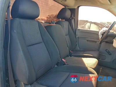 Zdjęcie 10 z 12 samochodu: 2010 GMC SIERRA C1500 VIN:1GTPCTEX4AZ233065 - miniatura