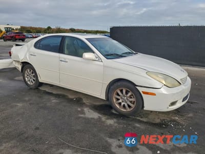 Czwarte zdjęcie samochodu z boku: 2003 LEXUS ES 300 VIN:JTHBF30GX30121689 - miniatura
