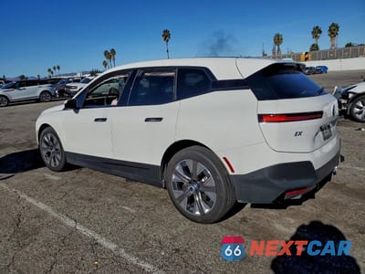 Drugie zdjęcie samochodu z przodu: 2024 BMW IX XDRIVE50 VIN:WB523CF04RCR26921 - miniatura