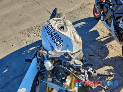 Piąte zdjęcie samochodu w środku: 2025 SUZUKI GSX-R750 VIN:JS1GR7MA2S7100895 - miniatura