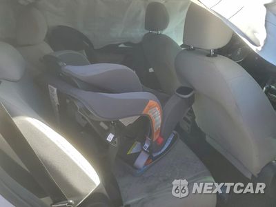 Zdjęcie 11 z 14 samochodu: 2018 VOLKSWAGEN TIGUAN S VIN:3VV1B7AX4JM087601 - miniatura