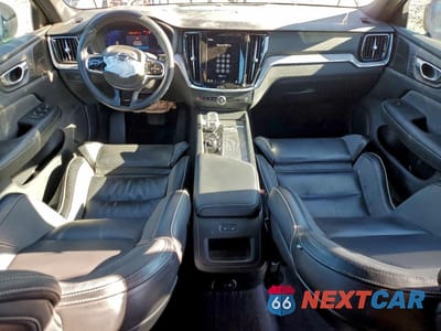 Zdjęcie 8 z 12 samochodu: 2024 VOLVO S60 PLUS VIN:7JRL12FHXRG287288 - miniatura