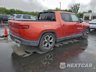 Trzecie zdjęcie samochodu z tyłu: 2023 RIVIAN R1T ADVENTURE VIN:7FCTGAAA7PN020615 - miniatura