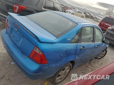 Trzecie zdjęcie samochodu z tyłu: 2007 FORD FOCUS VIN:1FAHP34N97W104828 - miniatura