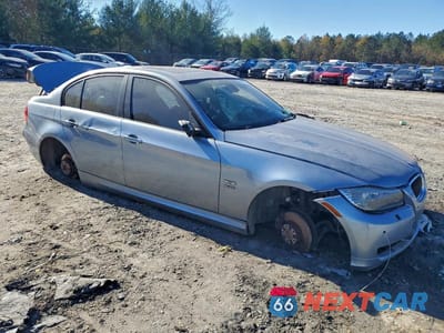 Czwarte zdjęcie samochodu z boku: 2009 BMW 328 XI SULEV VIN:WBAPK535X9A644445 - miniatura