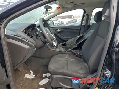 Zdjęcie 7 z 12 samochodu: 2018 FORD FOCUS SE VIN:1FADP3K23JL295324 - miniatura