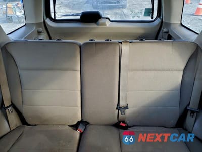 Zdjęcie 10 z 13 samochodu: 2005 FORD ESCAPE XLS VIN:1FMYU92ZX5KA88358 - miniatura