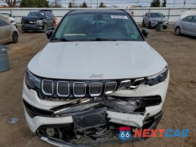 Piąte zdjęcie samochodu w środku: 2022 JEEP COMPASS LIMITED VIN:3C4NJDCB9NT141179 - miniatura