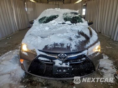 Piąte zdjęcie samochodu w środku: 2016 TOYOTA CAMRY LE VIN:4T1BF1FK4GU132098 - miniatura