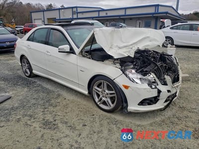 Czwarte zdjęcie samochodu z boku: 2012 MERCEDES-BENZ E 350 VIN:WDDHF5KBXCA545947 - miniatura