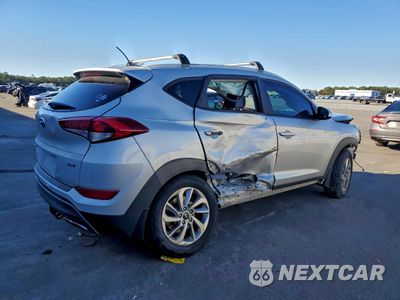 Trzecie zdjęcie samochodu z tyłu: 2016 HYUNDAI TUCSON LIMITED VIN:KM8J33A24GU237442 - miniatura