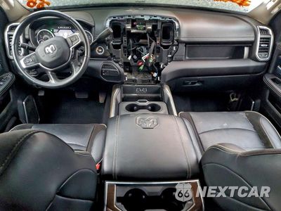 Zdjęcie 8 z 12 samochodu: 2023 RAM 3500 LARAMIE VIN:3C63R3EL0PG644876 - miniatura