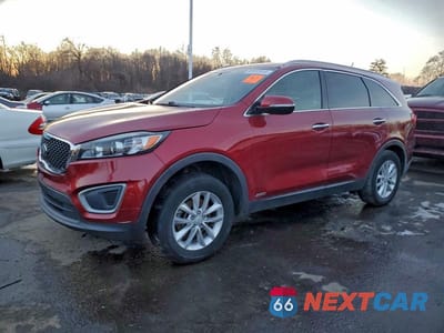 2017 KIA SORENTO LX 5XYPGDA3XHG284267 - główne zdjęcie licytacji z USA - miniatura