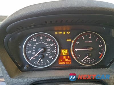 Zdjęcie 9 z 12 samochodu: 2013 BMW X5 XDRIVE35I VIN:5UXZV4C52D0E14055 - miniatura