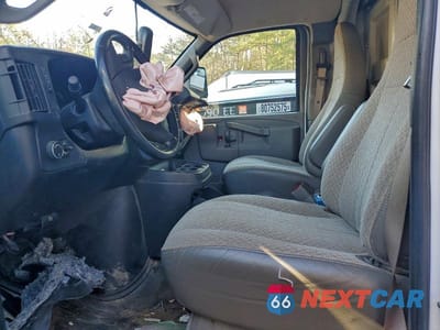 Zdjęcie 7 z 12 samochodu: 2021 CHEVROLET EXPRESS G3500 UTILITY / SERVICE TRUCK VIN:1GB0GRF70M1306754 - miniatura