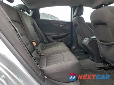 Zdjęcie 10 z 12 samochodu: 2019 CHEVROLET MALIBU LS VIN:1G1ZB5ST1KF124695 - miniatura