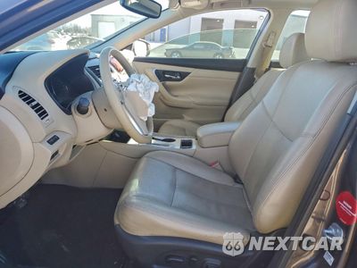 Zdjęcie 7 z 14 samochodu: 2017 NISSAN ALTIMA 2.5 VIN:1N4AL3AP0HC174594 - miniatura