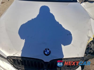 Zdjęcie 11 z 12 samochodu: 2019 BMW 530E VIN:WBAJA9C54KB393986 - miniatura