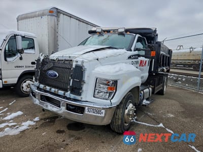 Drugie zdjęcie samochodu z przodu: 2021 FORD F650 DUMP TRUCK VIN:1FDNF6DC5MDF01438 - miniatura