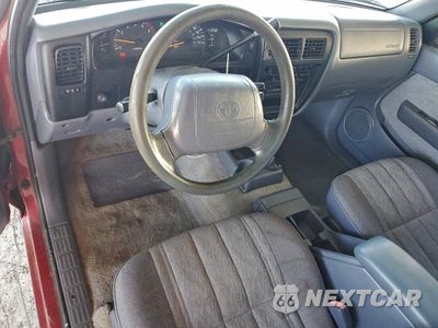 Zdjęcie 8 z 11 samochodu: 1999 TOYOTA TACOMA XTRACAB VIN:4TAVL52N7XZ466156 - miniatura