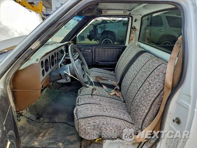 Zdjęcie 7 z 11 samochodu: 1984 CHEVROLET S TRUCK S10 VIN:1GCCS14B0E8124870 - miniatura