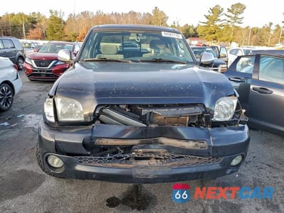 Piąte zdjęcie samochodu w środku: 2003 TOYOTA TUNDRA ACCESS CAB SR5 VIN:5TBBT441X3S435385 - miniatura