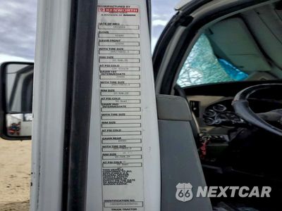 Zdjęcie 10 z 10 samochodu: 2019 KENWORTH T680 SEMI TRUCK VIN:1XKYD49X1KJ250721 - miniatura